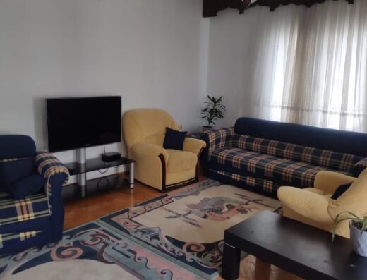 Kartal Atalar Sahilde – 15 Bin TL – Marmaray 5 Dk. Sahilde Yürüyüş 2 Dk. Ev Full Eşyalıdır.