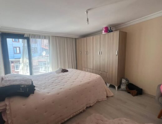 2+1 Daireye Kadın Ev Arkadaşı Aranıyor (Bütçeye Kolaylık / Sigara Serbest)